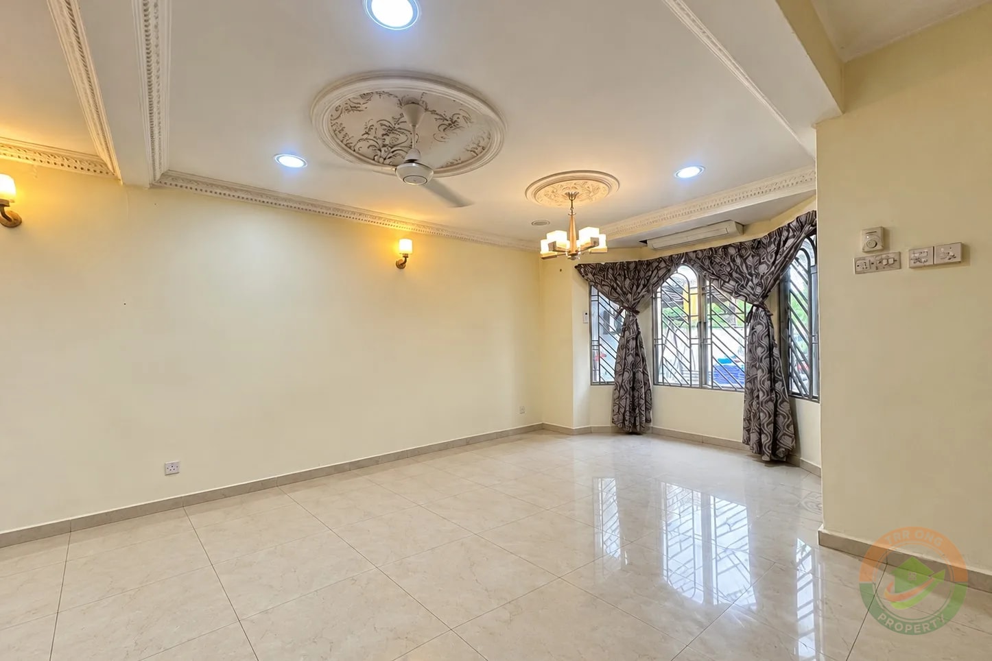 Double Storey Terrace House @ Bandar Bukit Tinggi 1 Klang (near Hindu temple, Bukit Tinggi) in Bandar Bukit Tinggi 1 Klang (near Hindu temple, Bukit Tinggi)