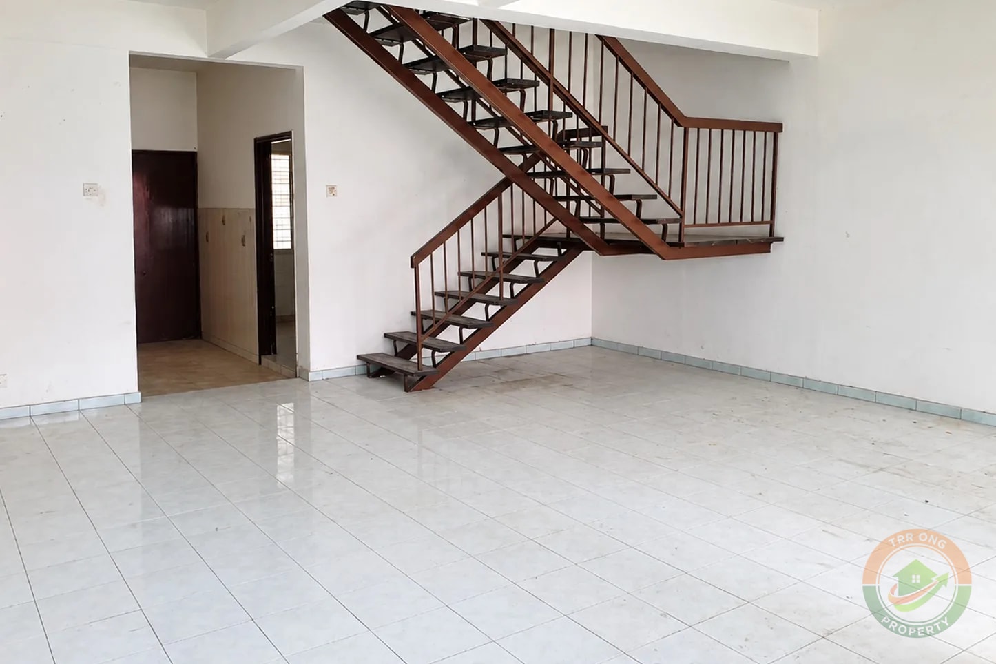 4R3B Double Storey House @ Bukit Tinggi 1 (Near Lotus) in Bukit Tinggi 1 (Near Lotus)