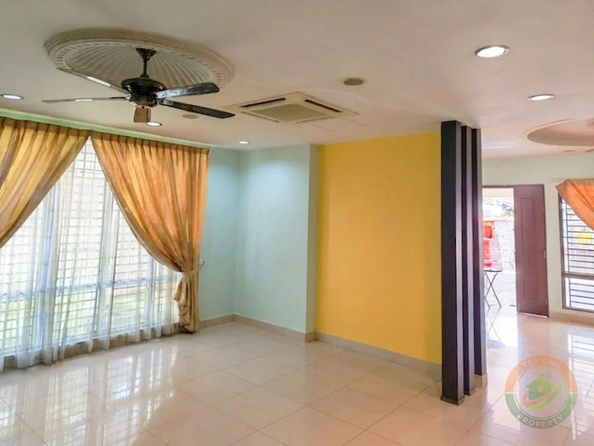 5R3B Semi-Detached House @ Bukit Tinggi 1, Klang | Extended | Next to Hin Hwa and SMK Bukit Tinggi | South in Bukit Tinggi 1, Klang | Extended | Next to Hin Hwa and SMK Bukit Tinggi | South