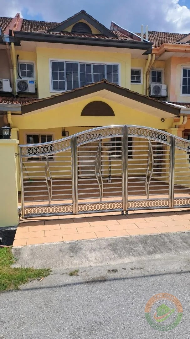 Bukit Tinggi Klang Double in Story Terrace House in Bukit Tinggi