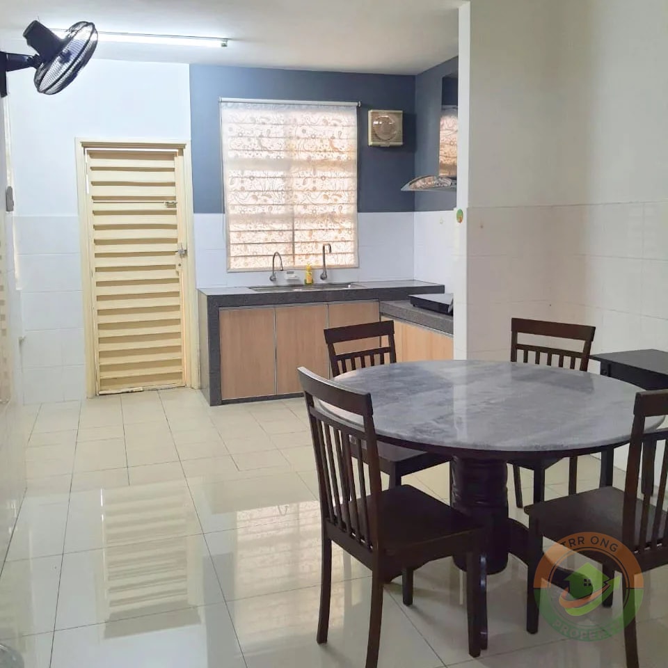 4R4B Double Storey House @ Kota Kemuning in Kota Kemuning