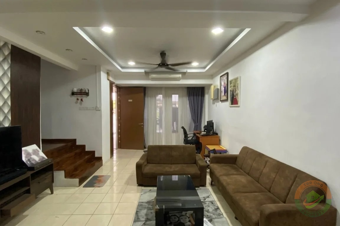 3R3B Double Storey House @ Kemuning Greenville Facing Open in Kemuning Greenville Facing Open